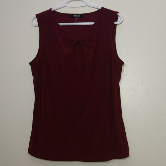 Nine West burgundy sleeveles top - Picture 1 of 5